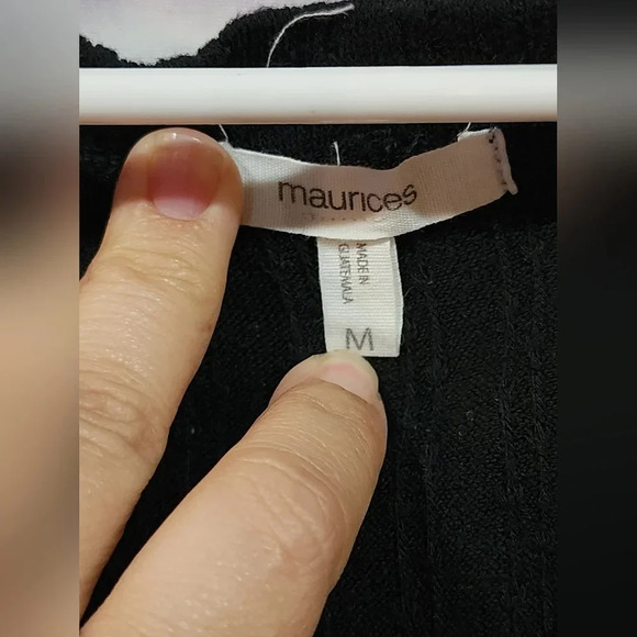 Maurices Solid Button Front Babydoll Long Sleeve Black Top Size M - Picture 3 of 3